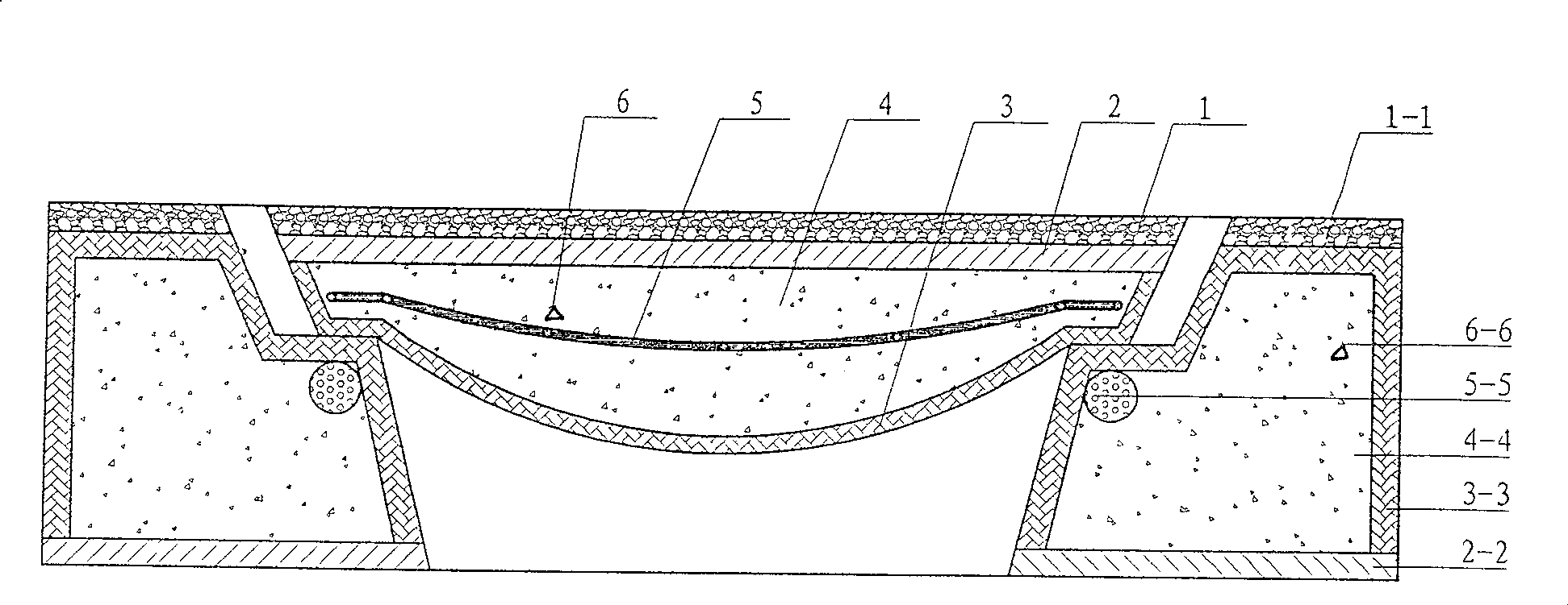 Manhole cover and method for producing same