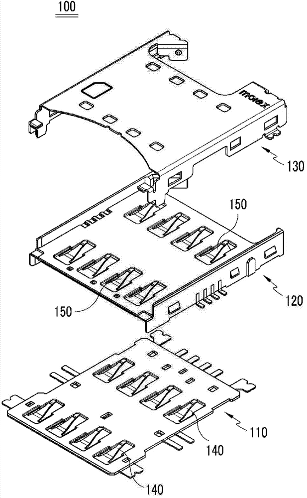 Dual card type socket and assembly method thereof