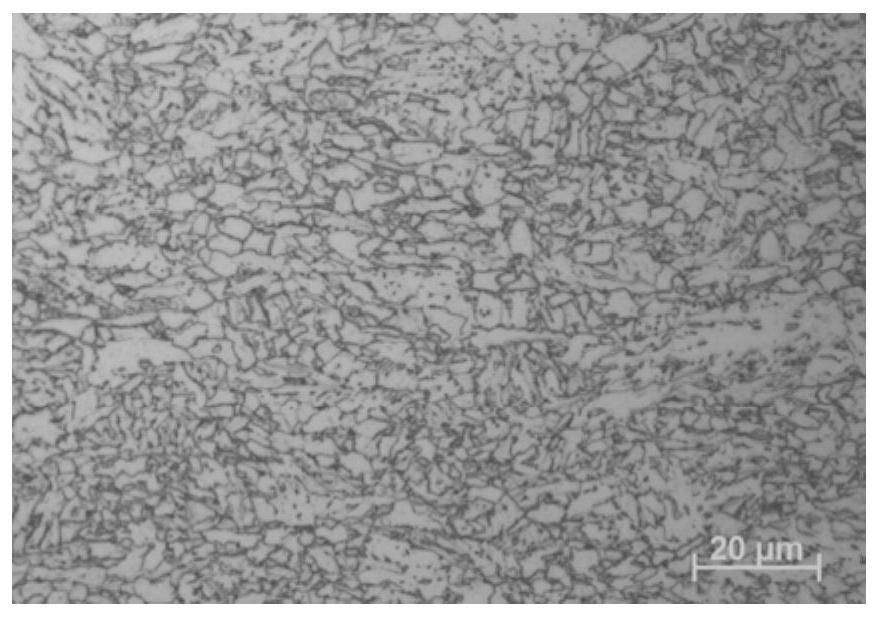 Design of thick plate for deep water pipeline based on plastic deformation and crush resistance and its production method