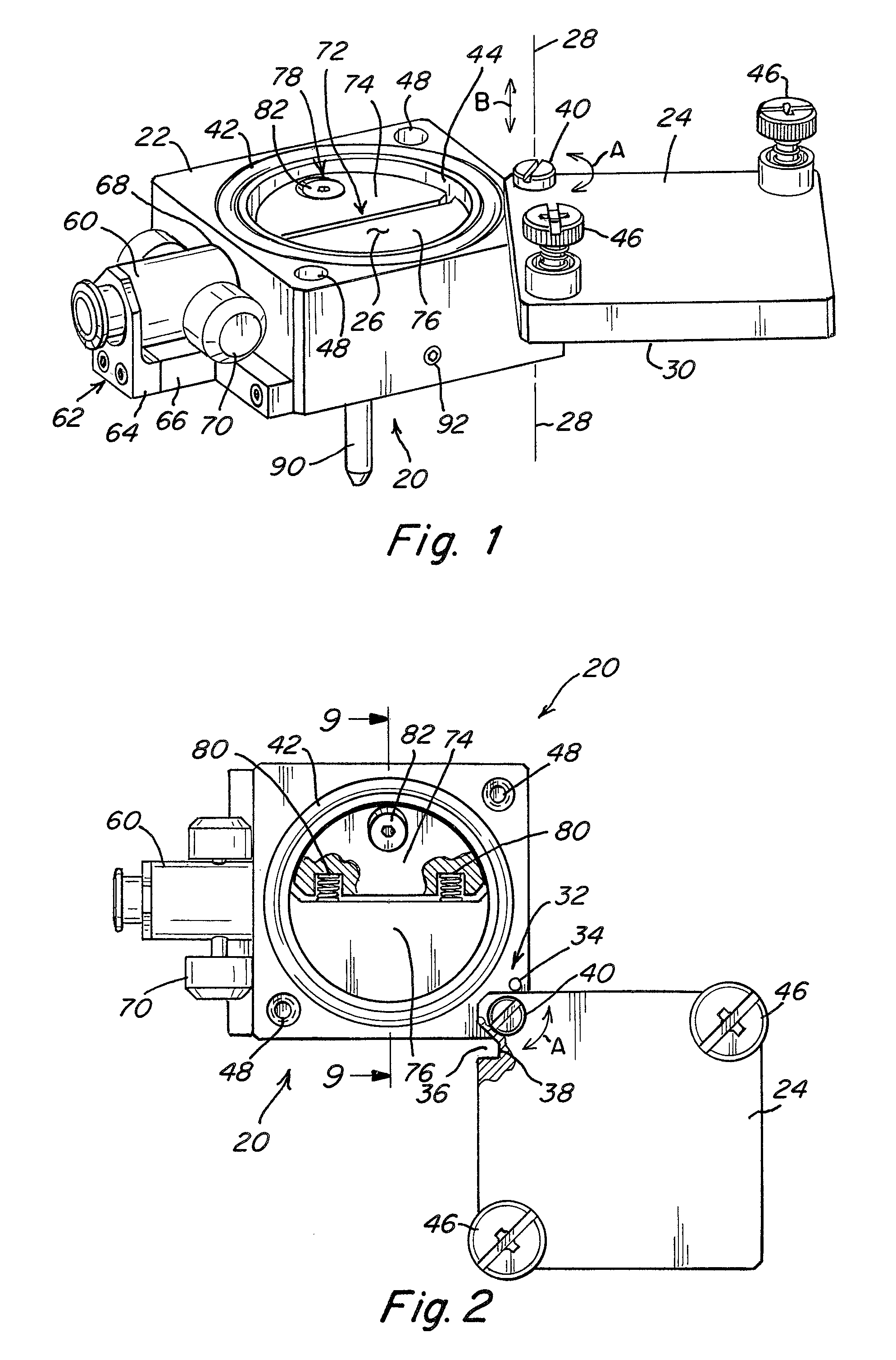 Hermetic sample holder and method for performing microanalysis under controlled atmosphere environment