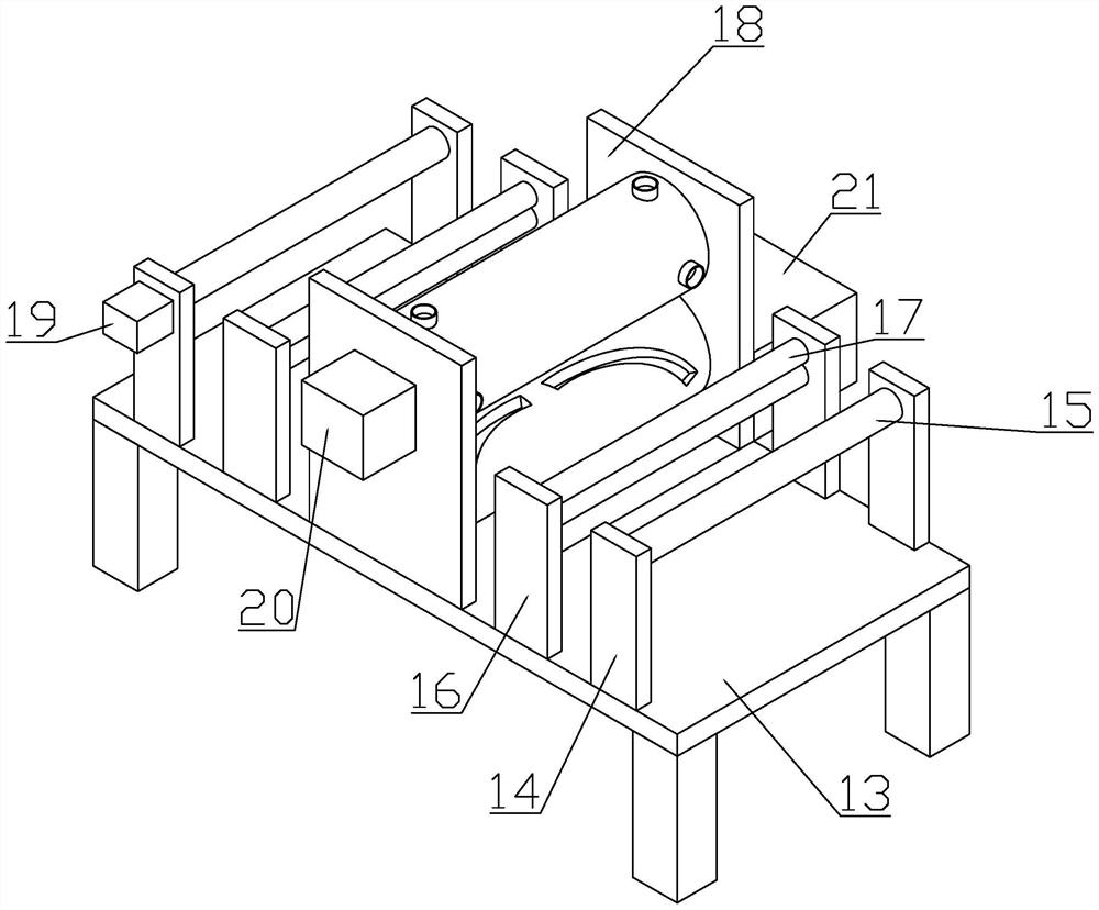 Porous film production device and production processing method thereof