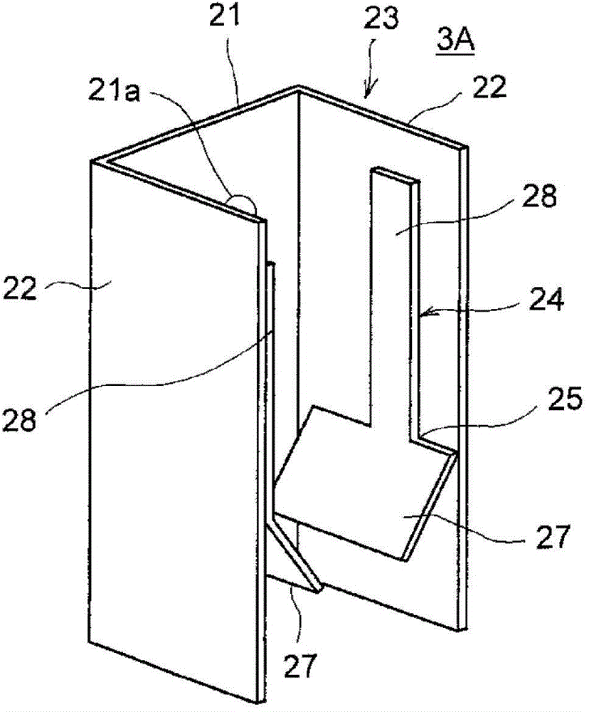 Elevator and tail cord vibration damper equipped by the elevator