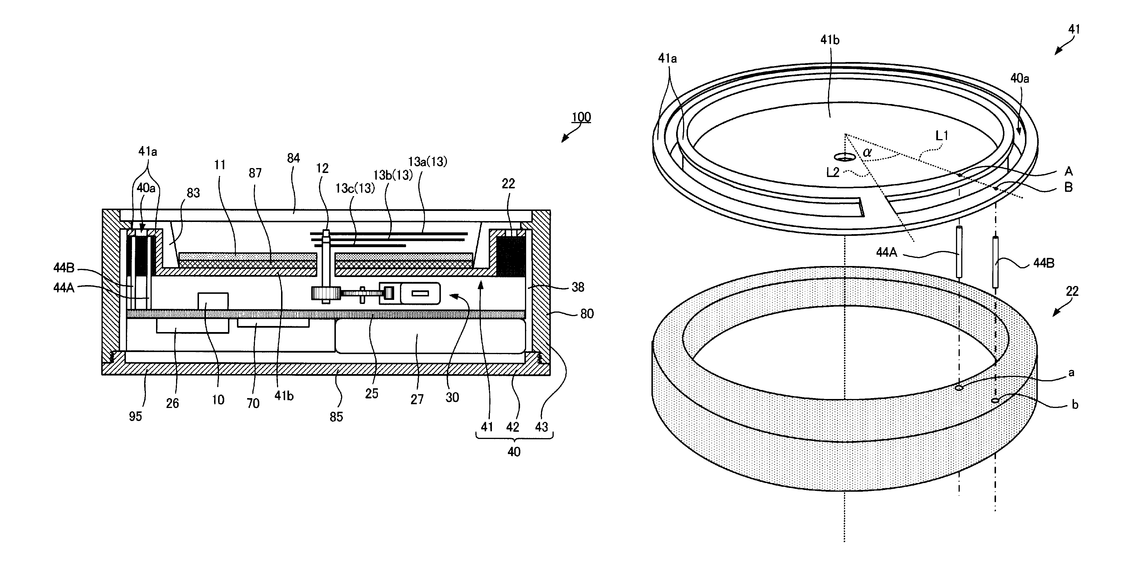 Electronic timepiece with internal antenna