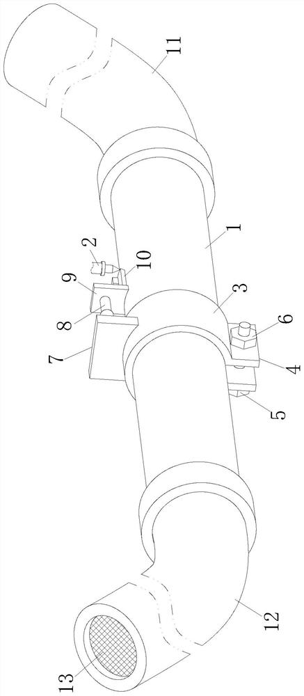 Perforating device for PVC pipeline