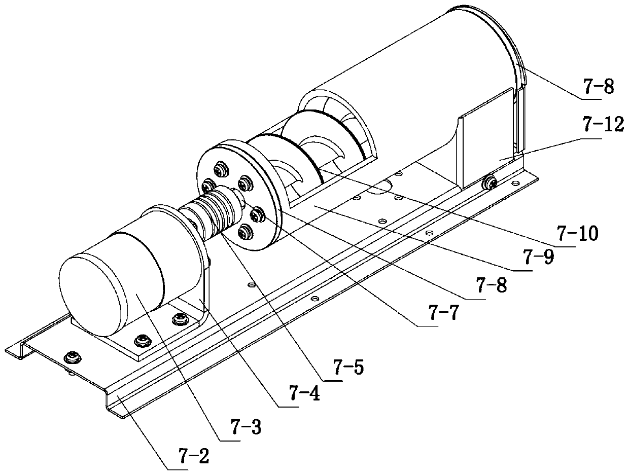 Unmanned aerial vehicle quantitative spreading device and method for green manure seeds