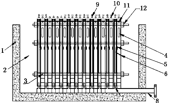 Device for electrolytically depositing nickel or cobalt