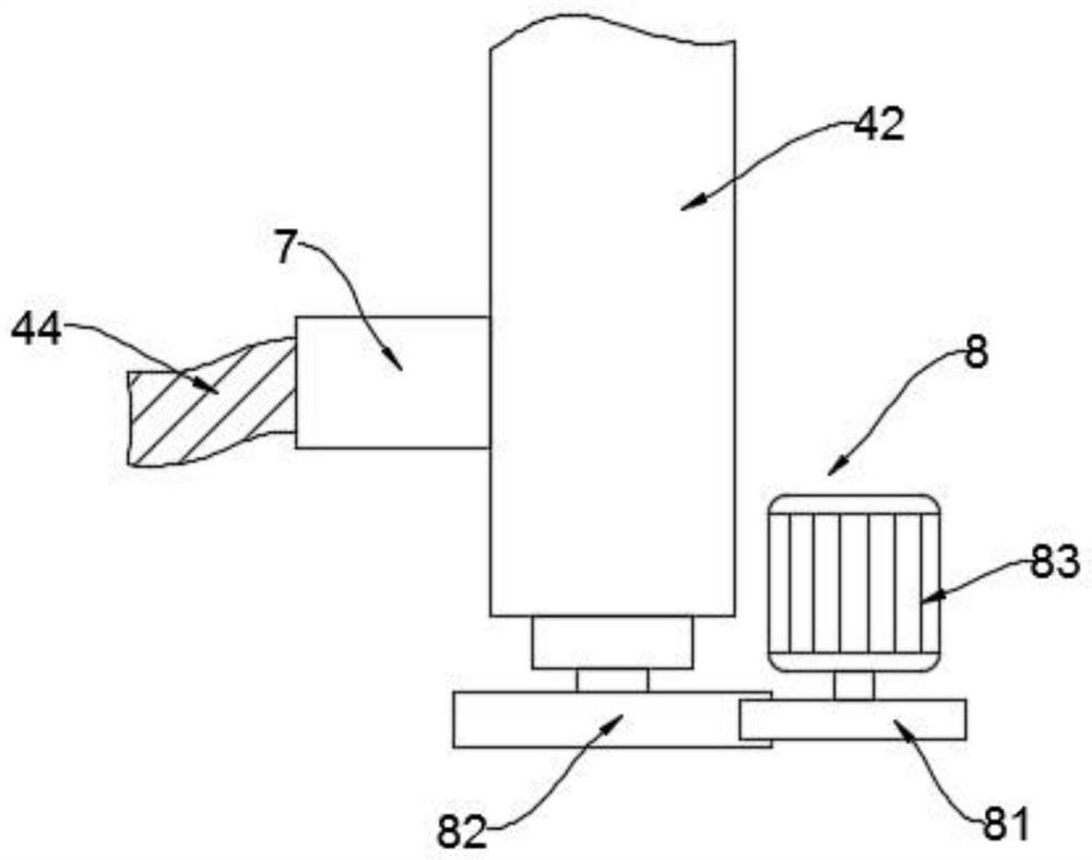 Dust cleaning device for solar photovoltaic module