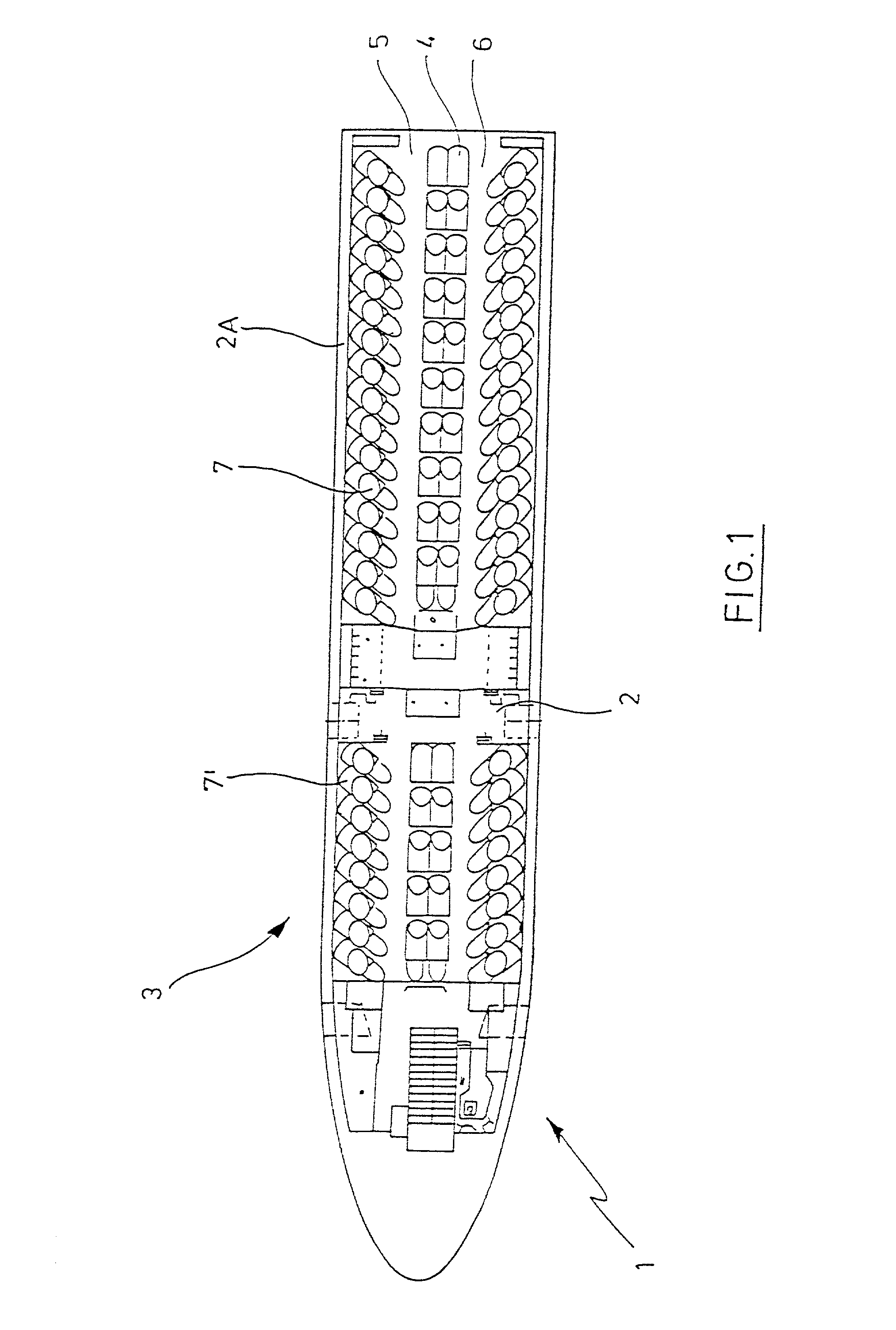 Aircraft passenger cabin with rotatable passenger seats