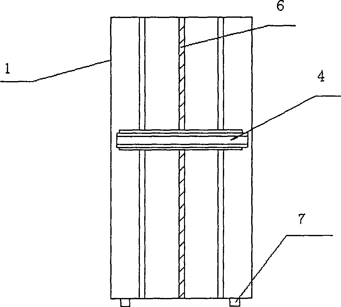 Shadow mask carrying device and method therefor