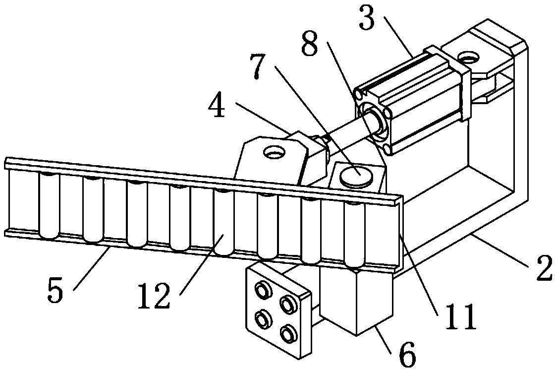 Continuous conveying type sorting device for fruits and vegetables