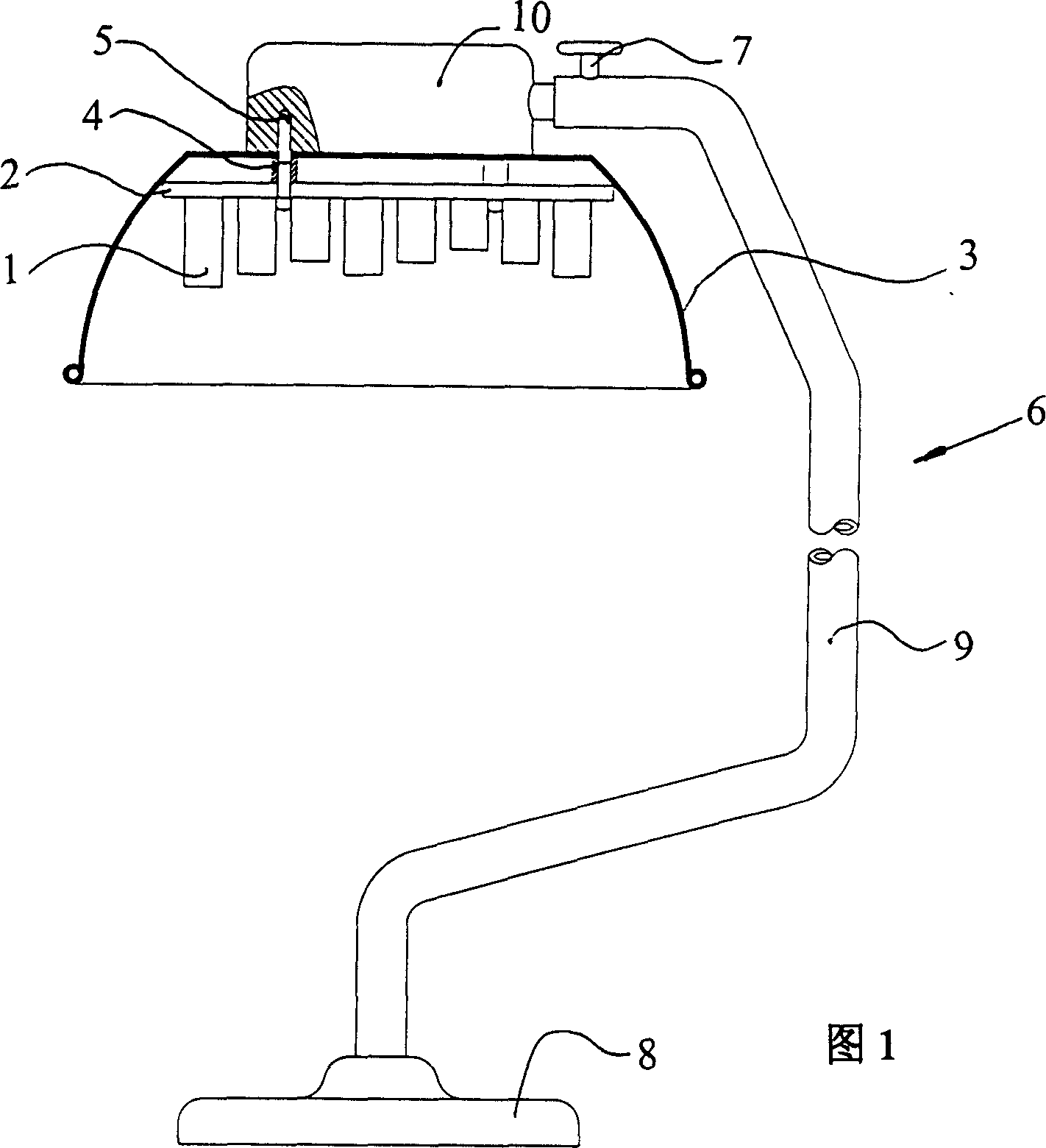 Energy gathering type field effect physical therapeutic apparatus