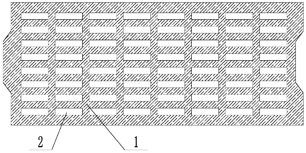 Air adiabatic self-insulation wall and production process thereof