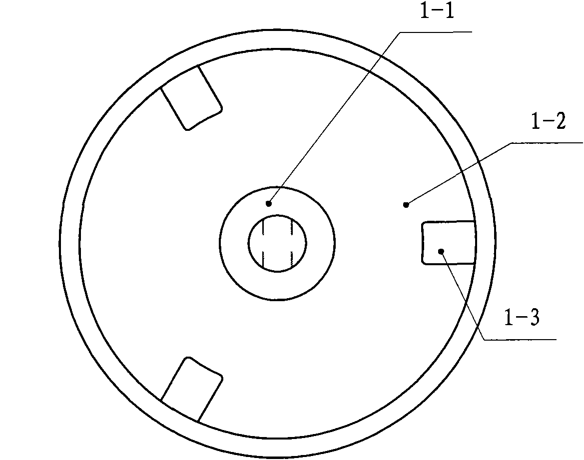 Heavy wheel cast bottom mold making core supporting disc, device and process