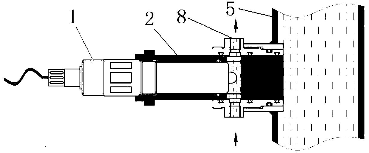 Online automatic cleaning device of pH electrode and control method