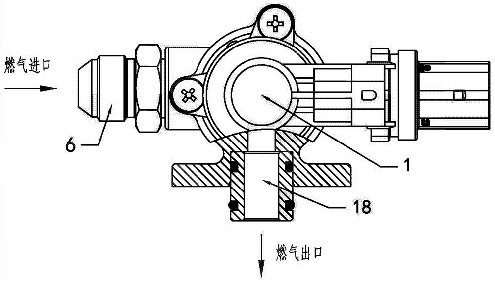 Gas flow control valve for gas engine