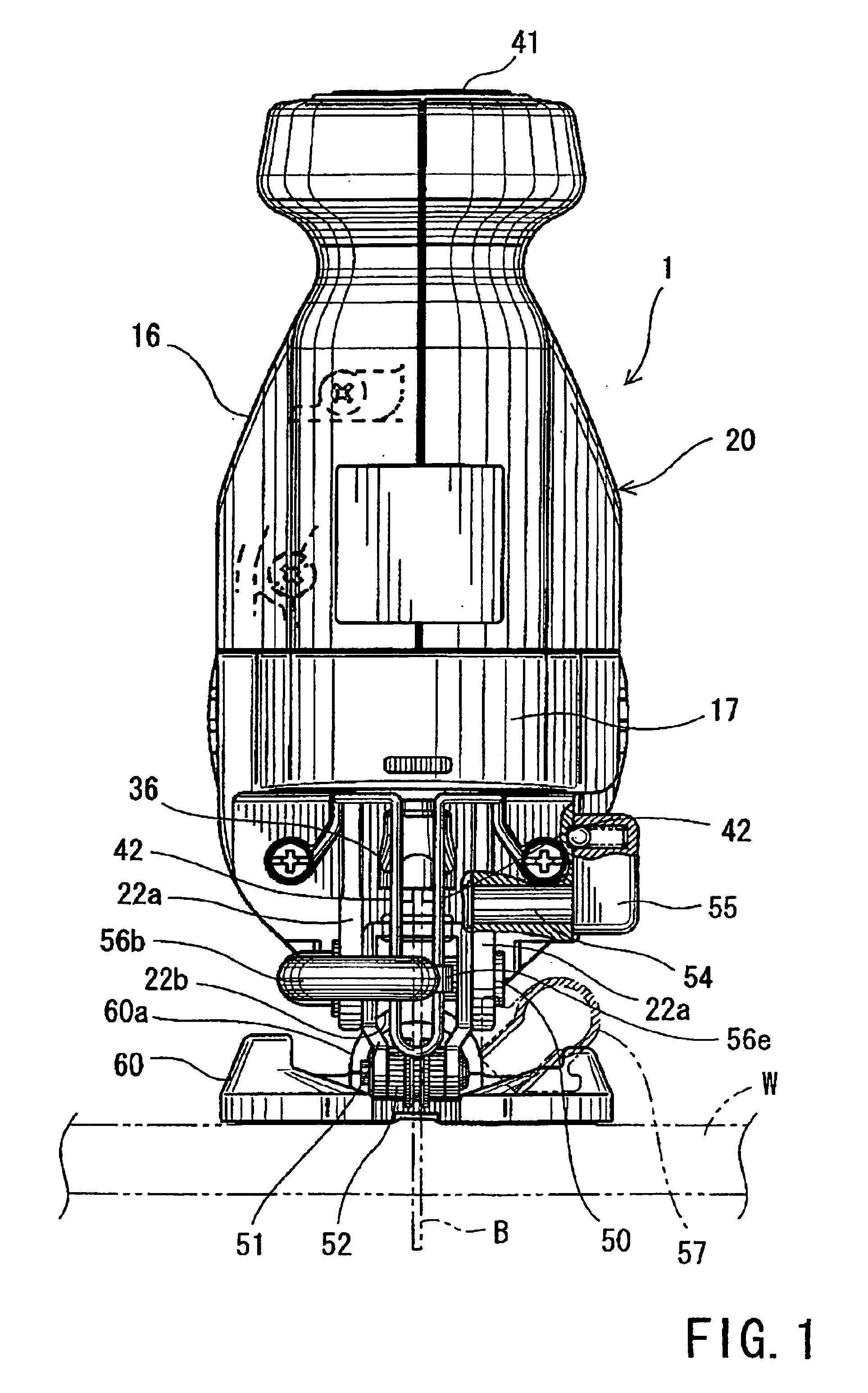 Reciprocating cutting tools having devices for limiting scattering of cutting chips