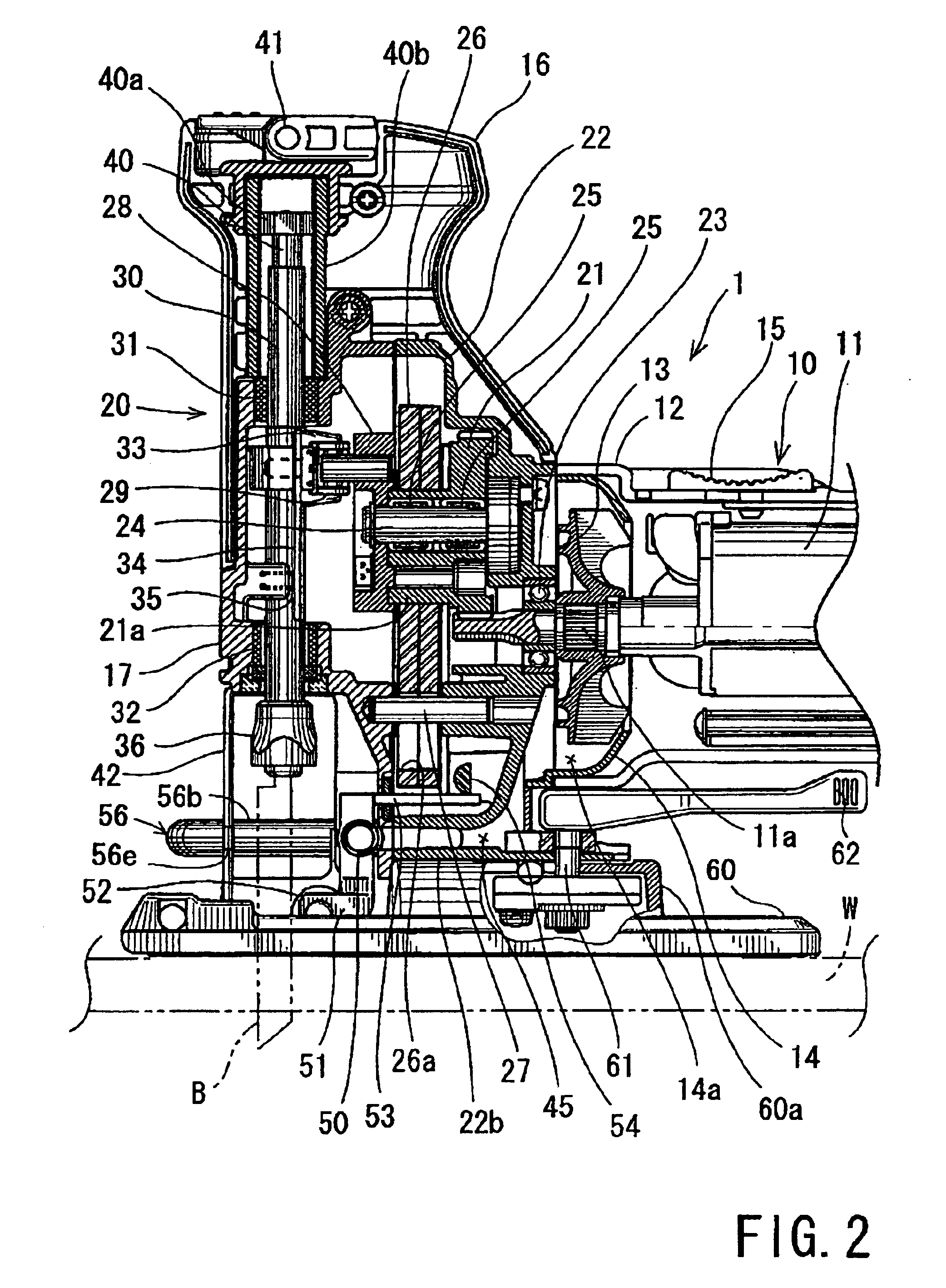 Reciprocating cutting tools having devices for limiting scattering of cutting chips