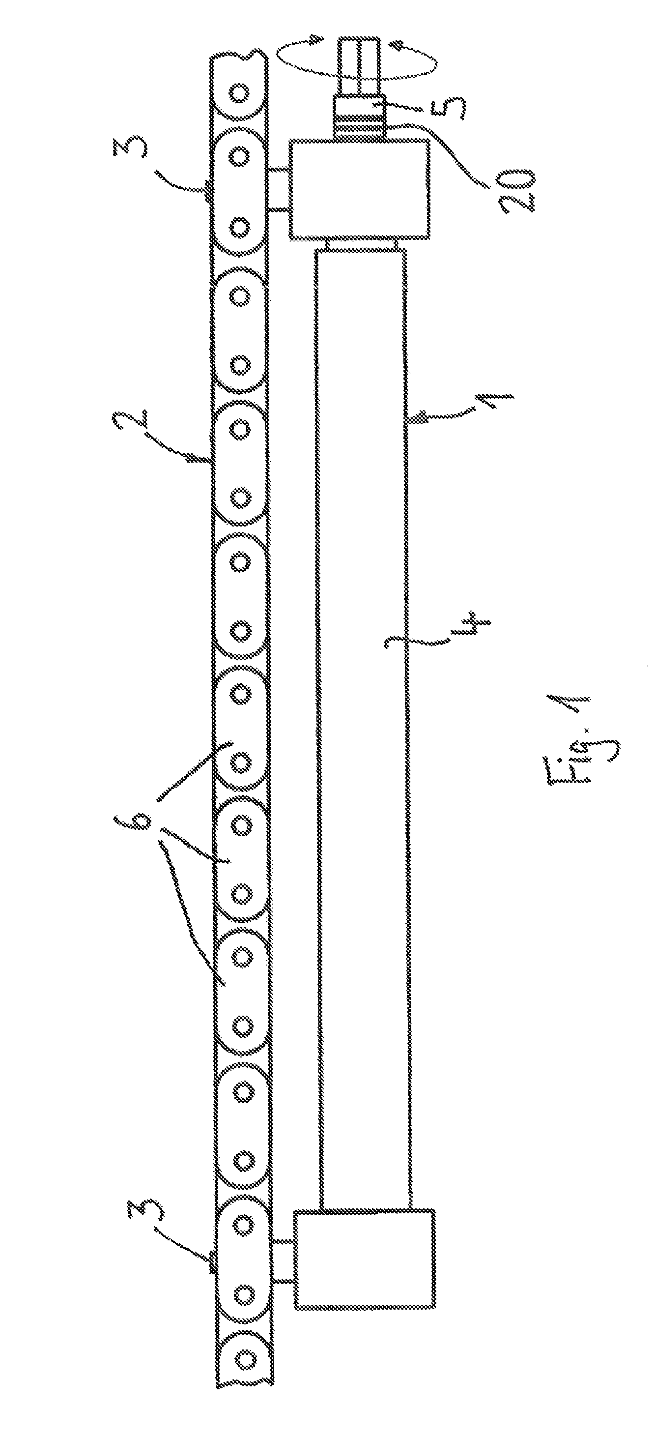 Device and method for checking the wear of roller chains