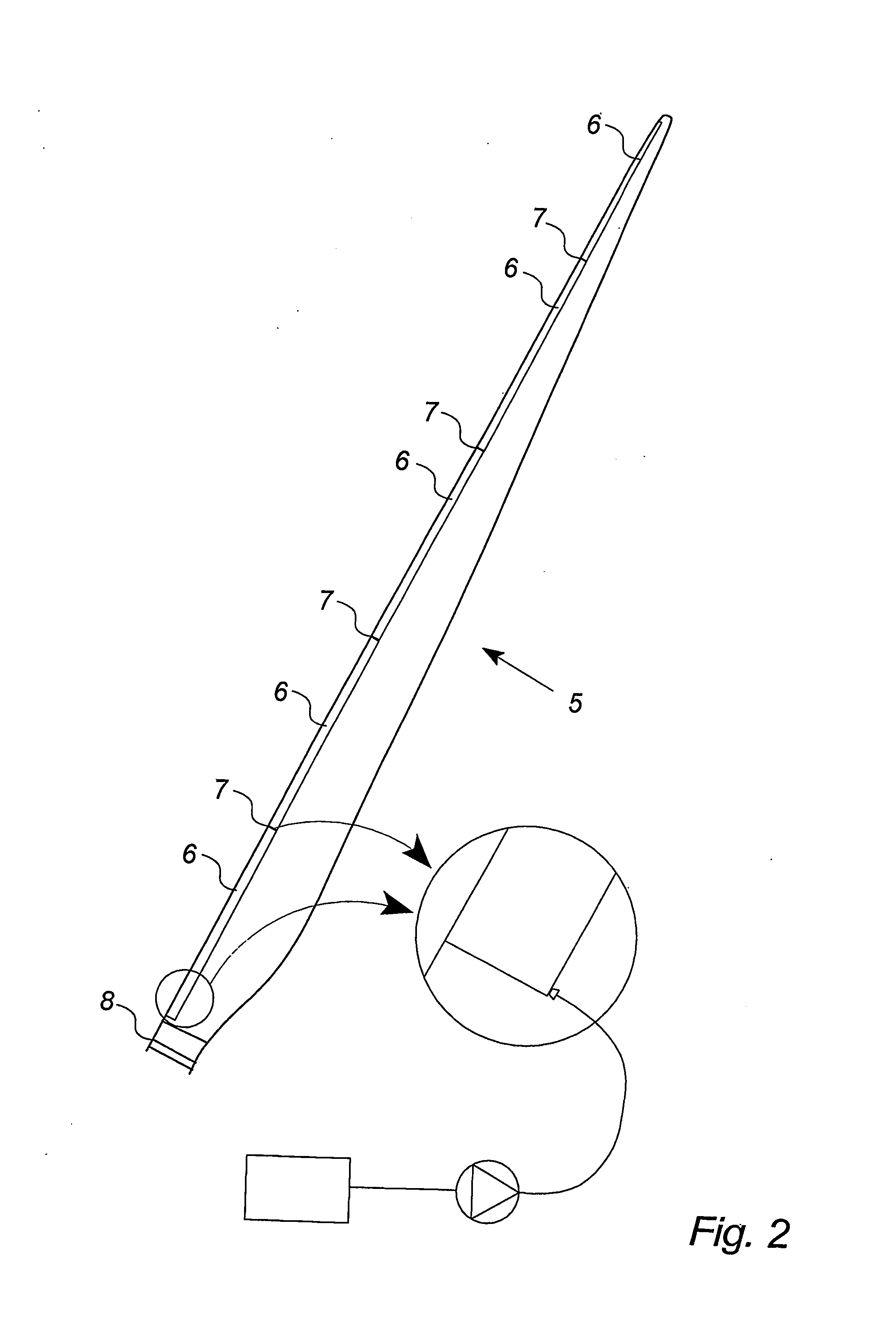 Method of manufacturing a wind turbine blade, wind turbine blade, front cover and use of a front cover