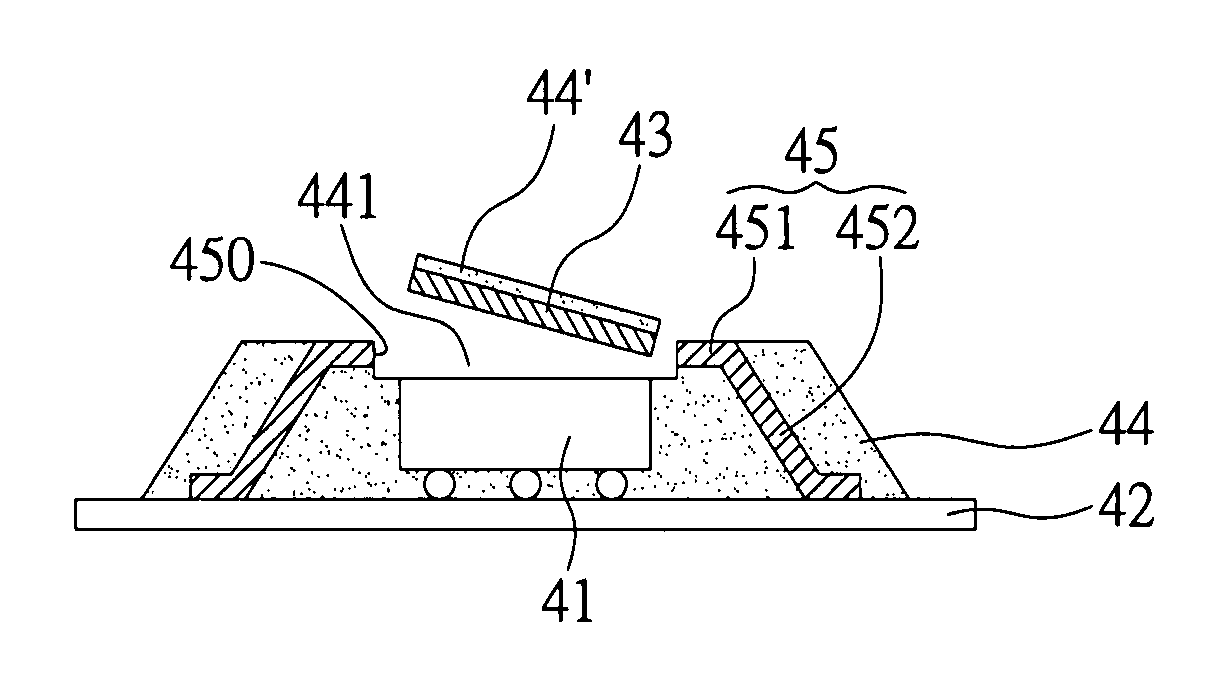 Heat dissipating structure and method for fabricating the same