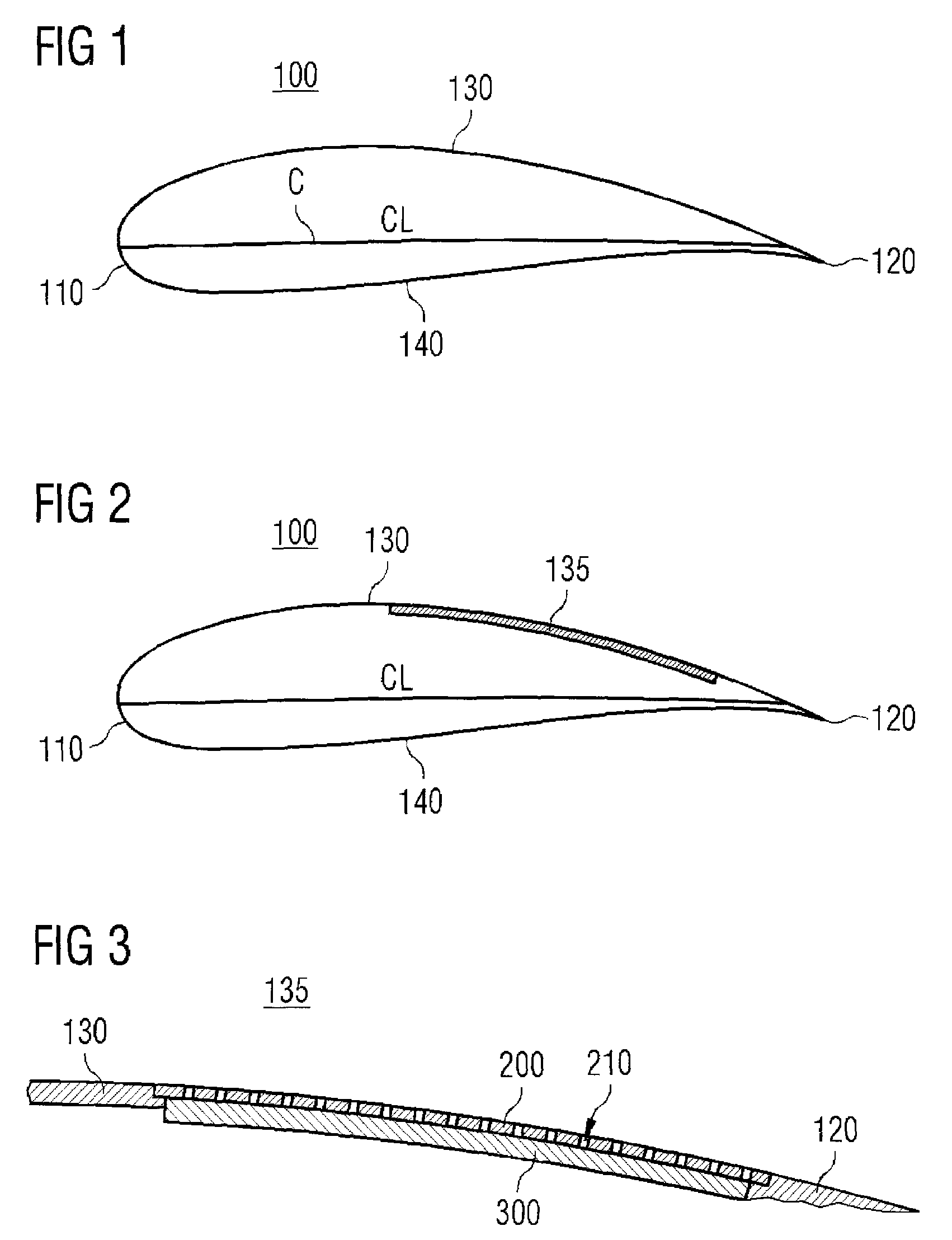 Wind turbine rotor blade with acoustic lining