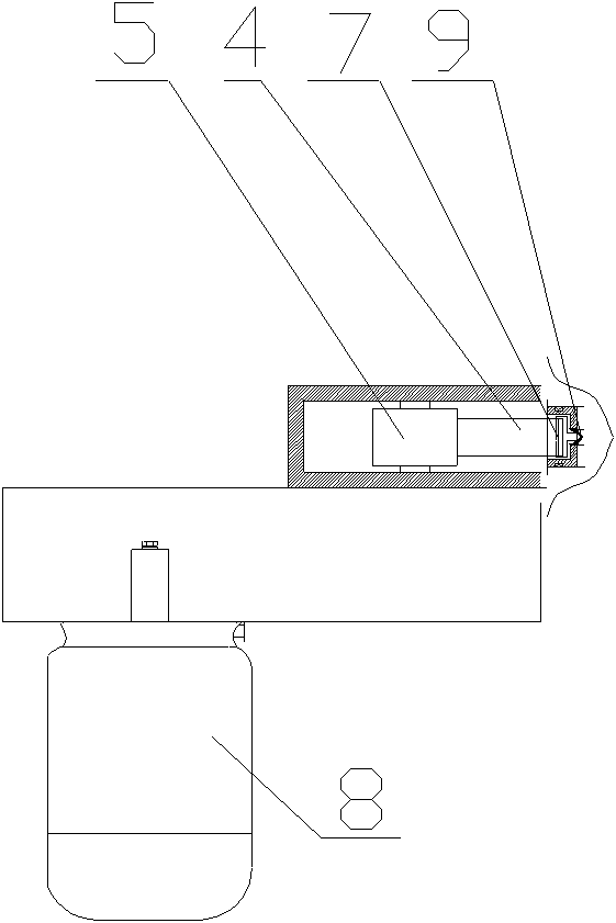 Reciprocating bridge-breaking scraper apparatus used in sludge bin