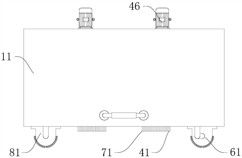 Size scraping device for cloth production