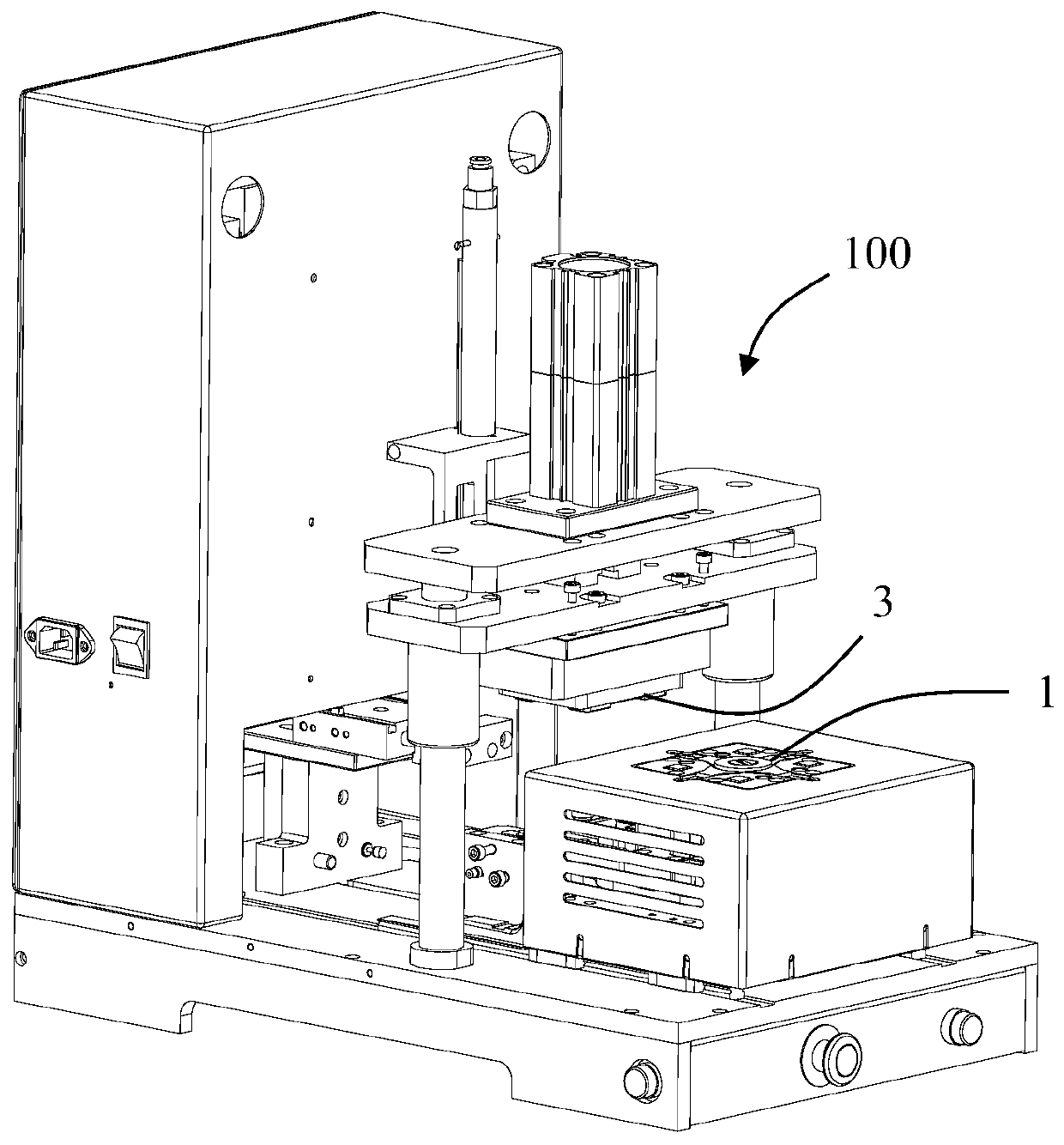 Coil shaping device and shaping method