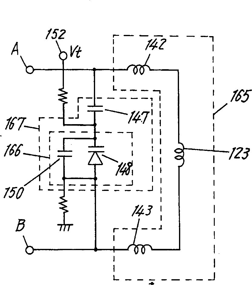 Voltage-controlled oscillator for producing multiple frequency bands