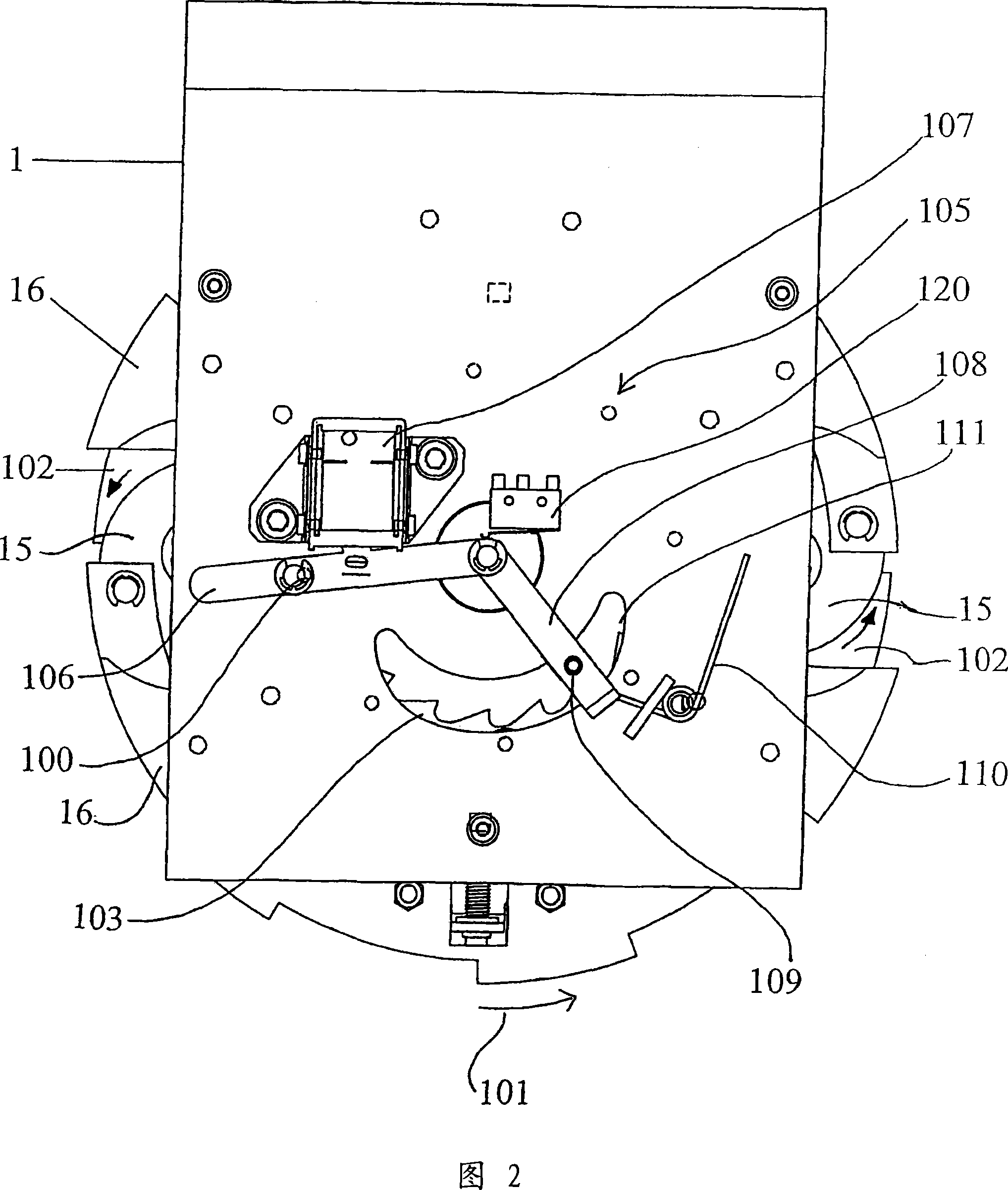Method and appliance for tripping the safety gear of an elevator