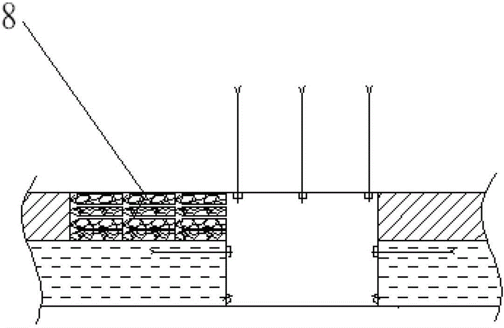 A gangue bag filling method for wide roadway excavation in thin coal seam under hard roof