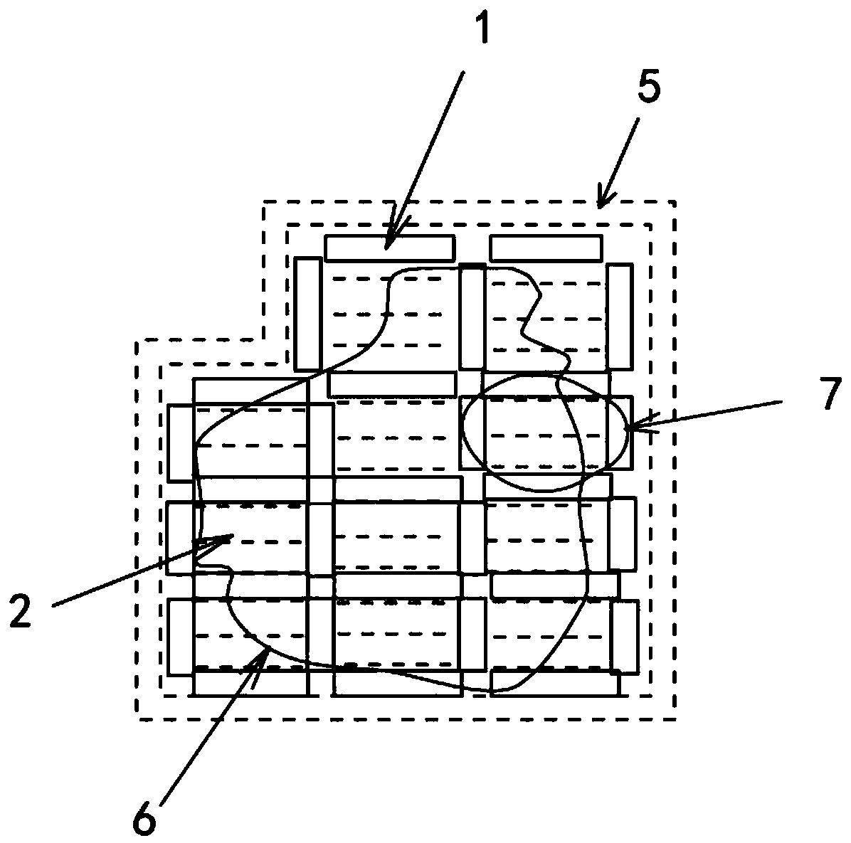 In-situ soil remediation device utilizing solar energy and construction method thereof