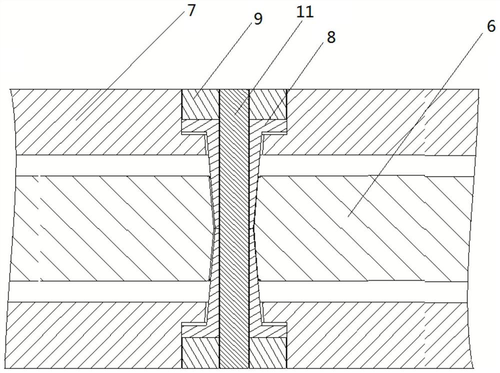 A rotating shaft type model hinged fixing structure and rotating shaft supporting method