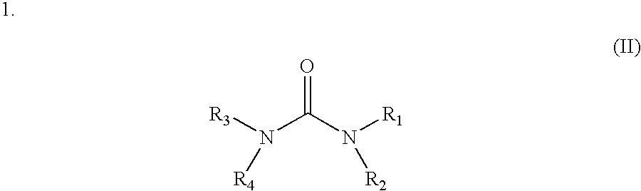 Use of an agent that contains carbamide and/or at least a derivative thereof as a cleaning agent