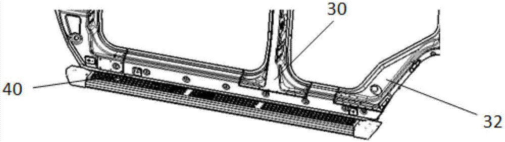 Reinforcing structure used for mounting vehicle stepping bar and vehicle comprising same