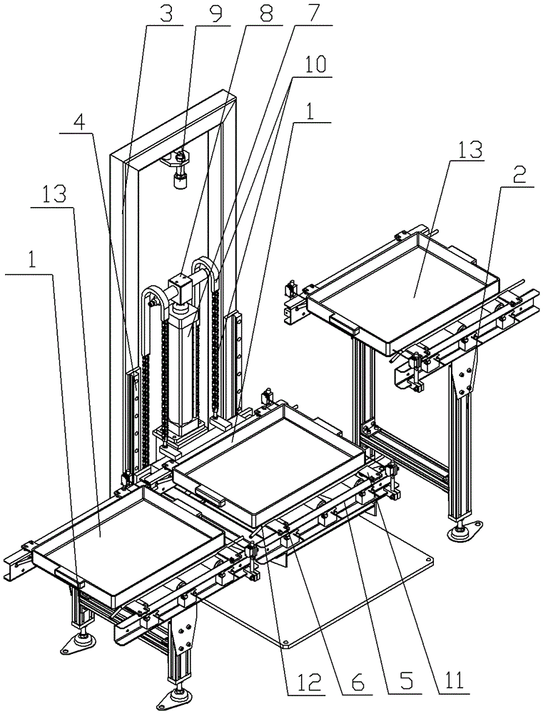 Tray lifting and conveying mechanism