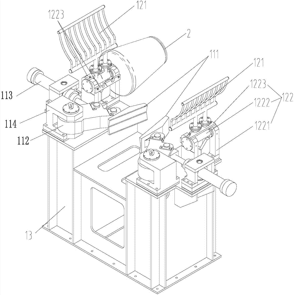 Top clamping spraying cooling device