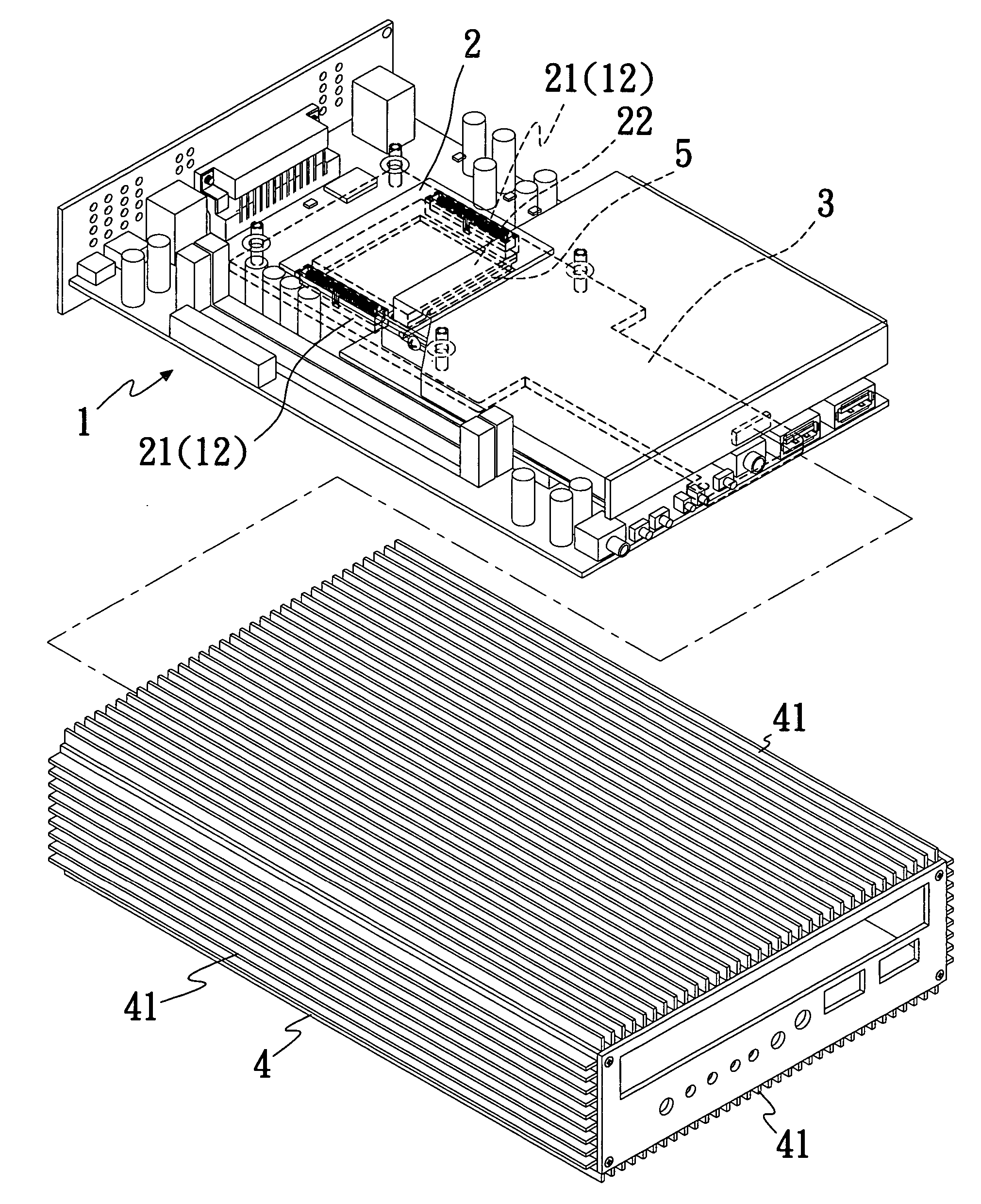 External conductive heat dissipating device for microcomputers