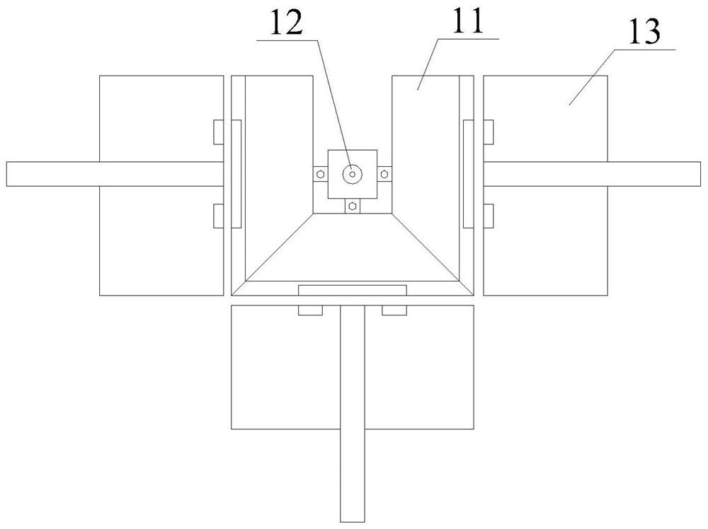 Ship segmented hoisting and positioning device