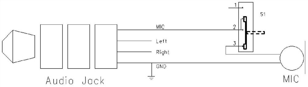 Mute circuit and method for microphone on earphone