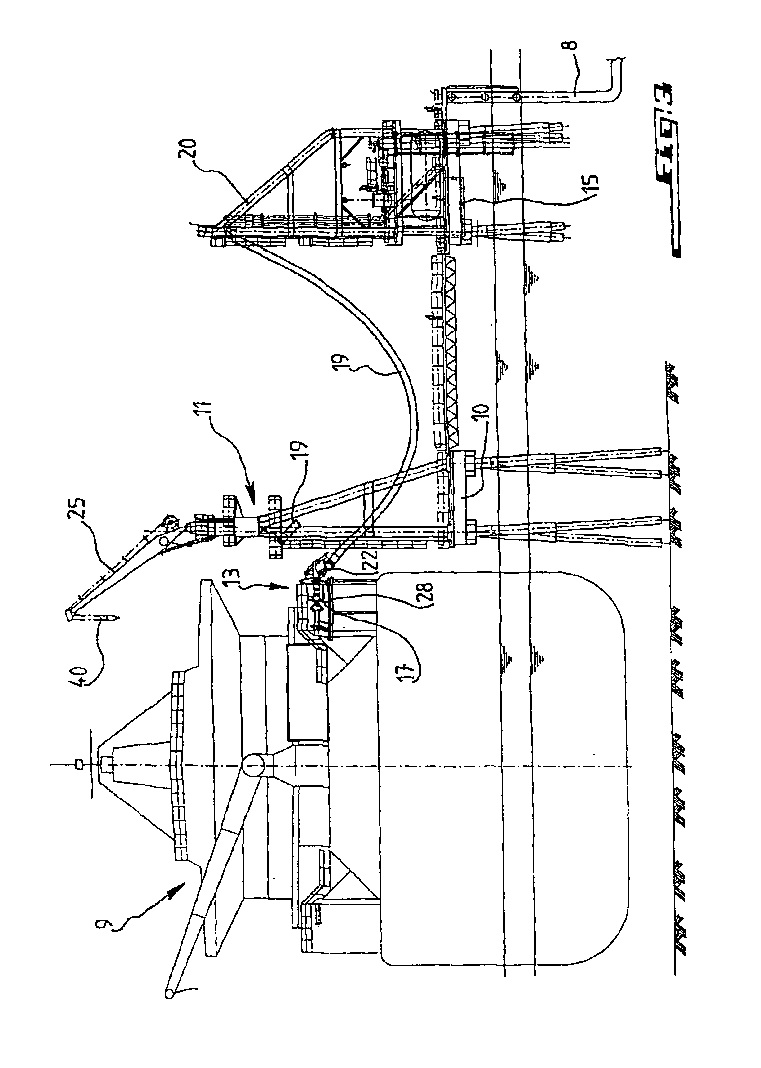 System for transferring a fluid product between a carrying vessel and a shore installation