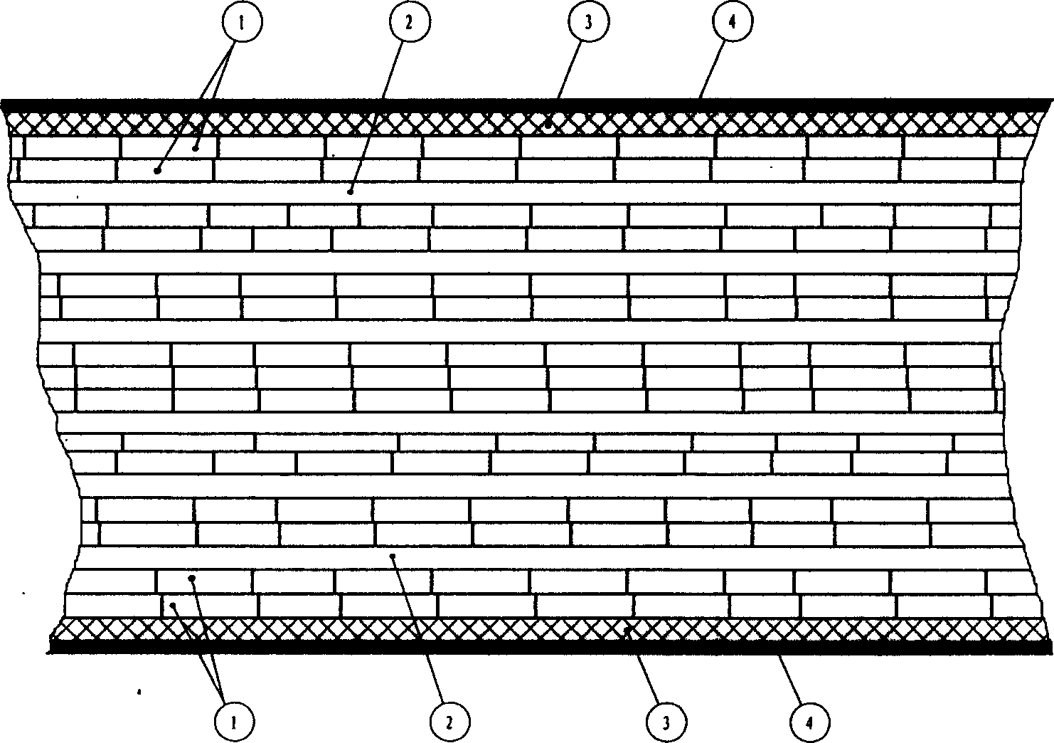 Bamboo and wood alternately arranged composite board and its manufacturing method