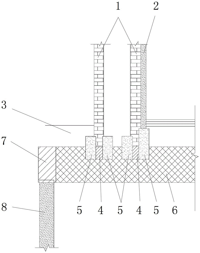 A protection building ultra-deep foundation beam underpinning node device and its application method