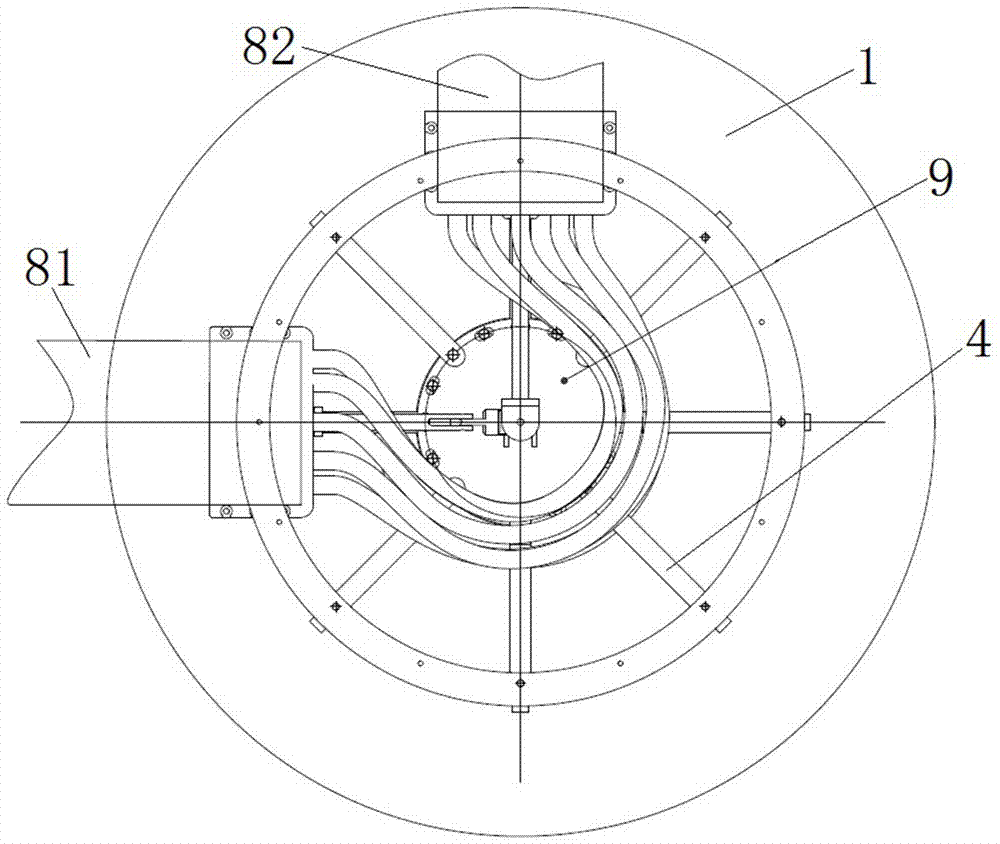 Pipe female support two-way fittings and its shielding ring, shielding spherical crown