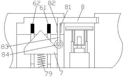 Protective device applied to solar photovoltaic panel and operation method thereof