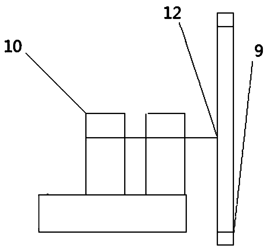 Novel linear displacement measuring device