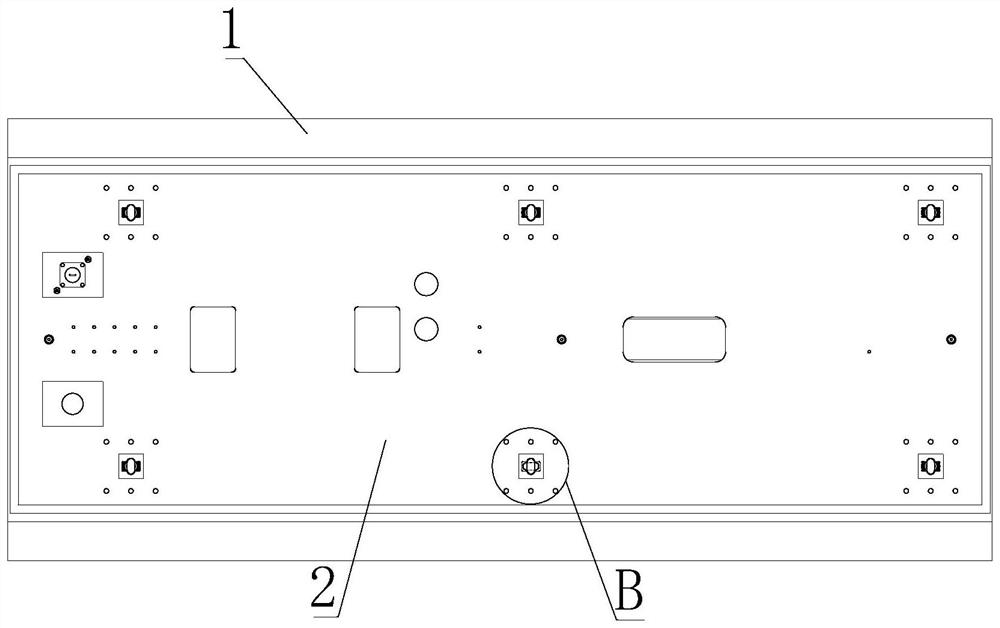 Automatic mold locking structure of automotive trim forming machine