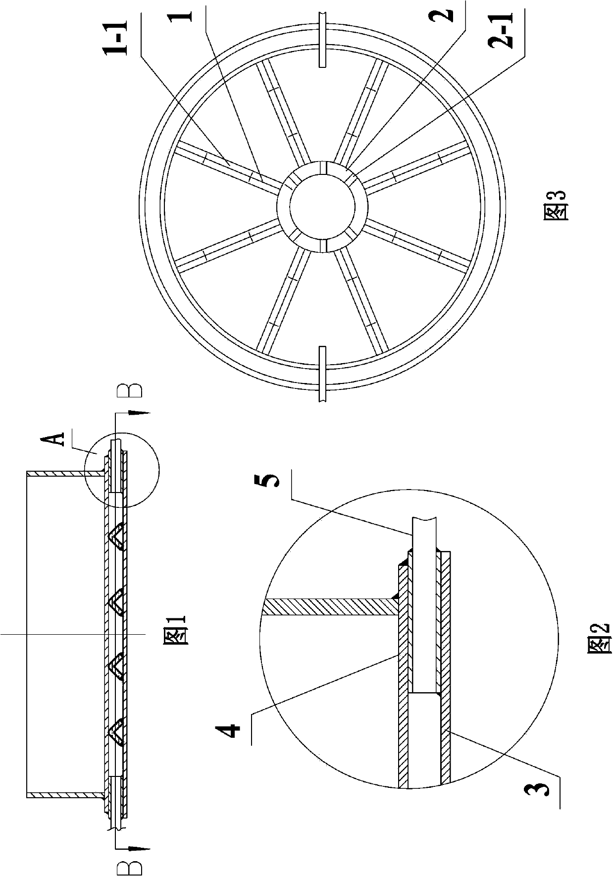 Vertical storage tank leakage monitoring system with dual-layer tank bottom plate structure