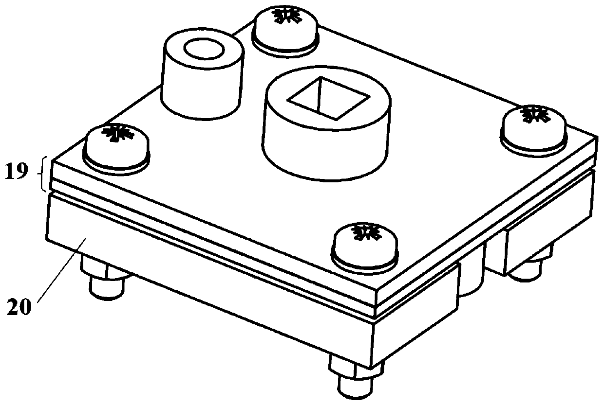 An experimental device for heat dissipation of electronic chips based on thin film evaporation