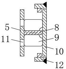 Derrick moving track and arrangement method of integrated offshore mining and repairing platform